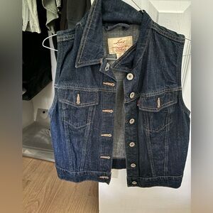 Levi’s Jean vest